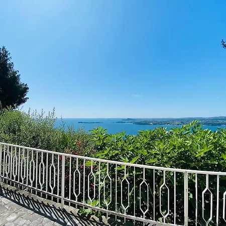 Villa D1mora Panoramica Gardone Riviera